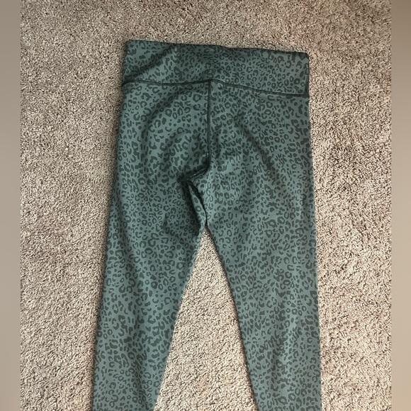 GAP Green and Black Leggings with Textured Pattern - Picture 3 of 3